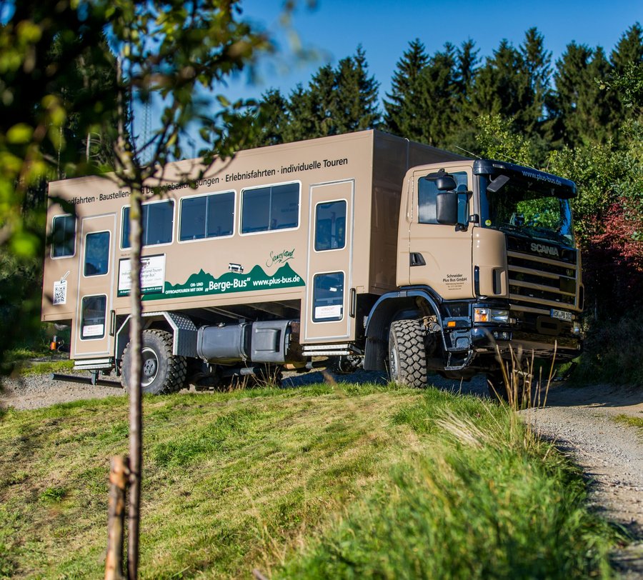 Berge Bus © Knipschild-Reisen Verkehrsbetriebe GmbH & Co. KG